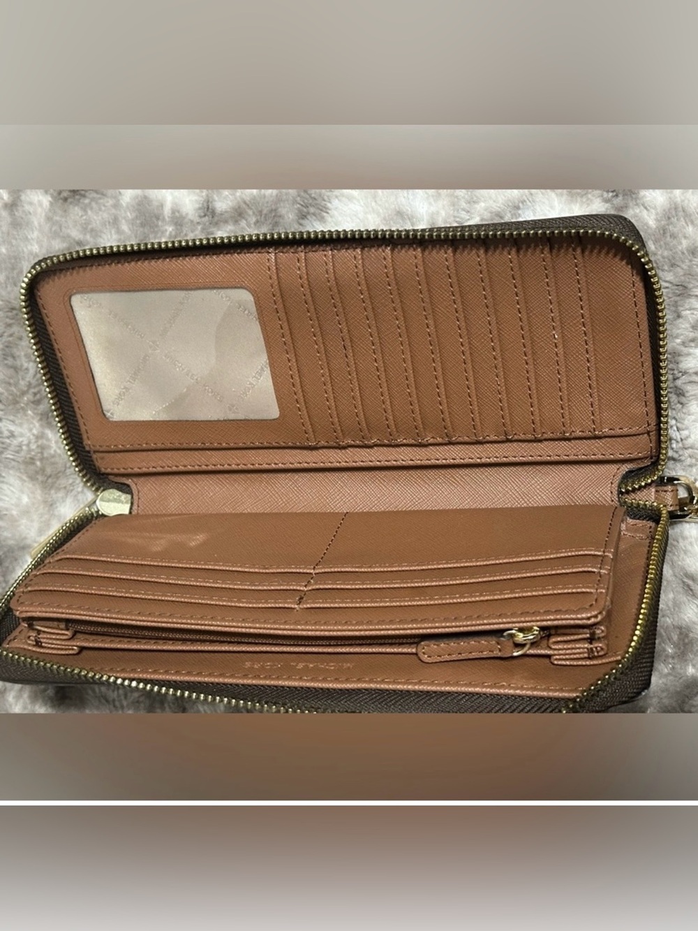 Michael Kors MK Signature Backpack + Wallet Wristlet 2 Piece Set - Picture 7 of 9